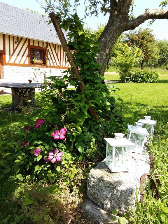 Les Pierres De Petreval - La Grange Bed and Breakfast Mentheville Eksteriør billede